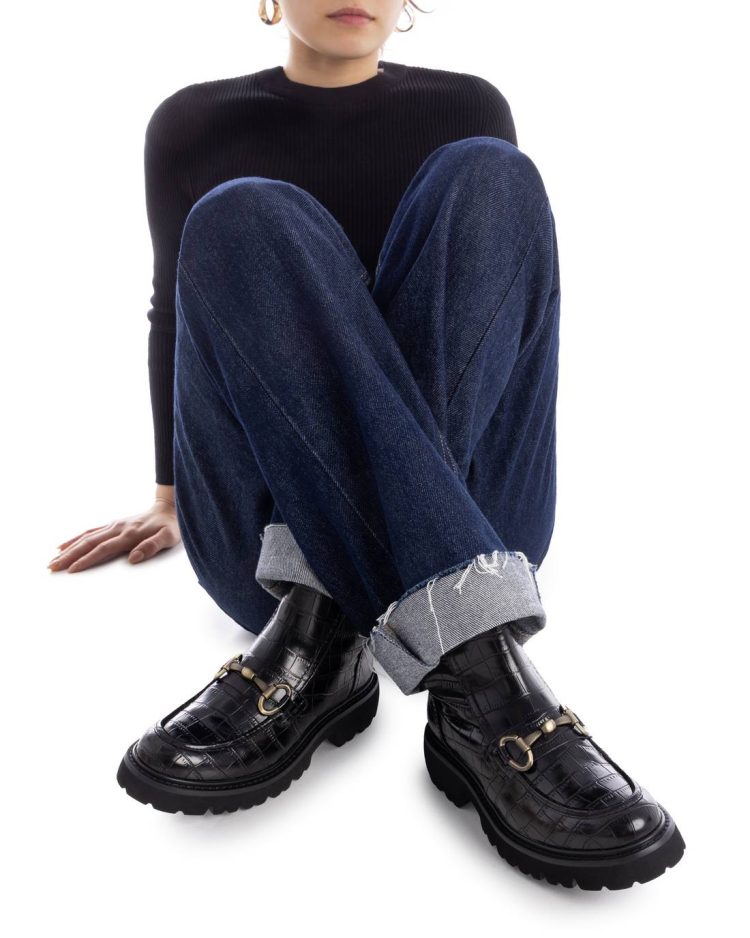 16254801_NEG Black Carmela Flat Ankle Boot